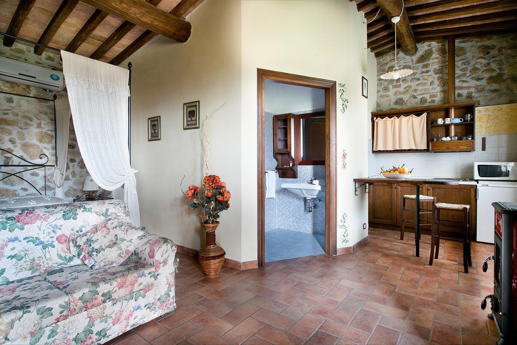 Agriturismo Borgo Campetroso スヴェレート エクステリア 写真