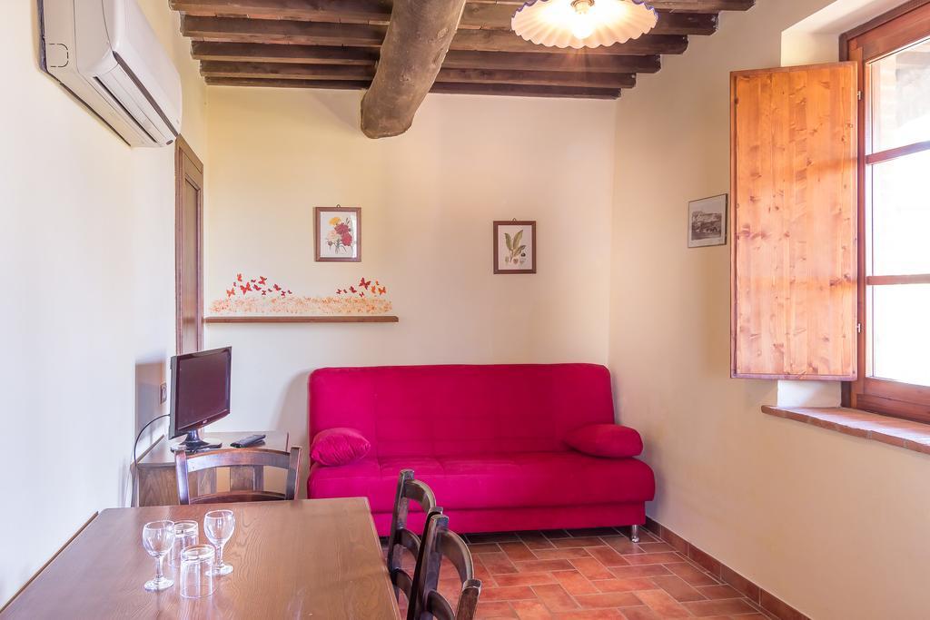Agriturismo Borgo Campetroso スヴェレート エクステリア 写真